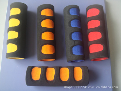 【深圳廠家訂做直銷A密發(fā)泡手柄(可來(lái)樣訂做,來(lái)圖生產(chǎn))】?jī)r(jià)格,廠家,圖片,其他橡膠制品,深圳市富仕源橡塑制品廠