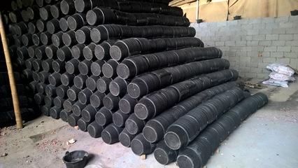 【牛筋建橡塑桶 專用建筑黑色泥漿桶 工業歸納桶 水桶 畜牧草料桶】價格,廠家,圖片,其他塑料制品,浙江省天臺縣杭恩橡膠制品-